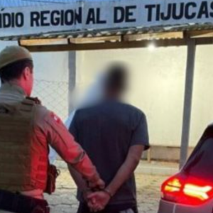 Operação policial em Canelinha resulta na prisão de foragido da justiça